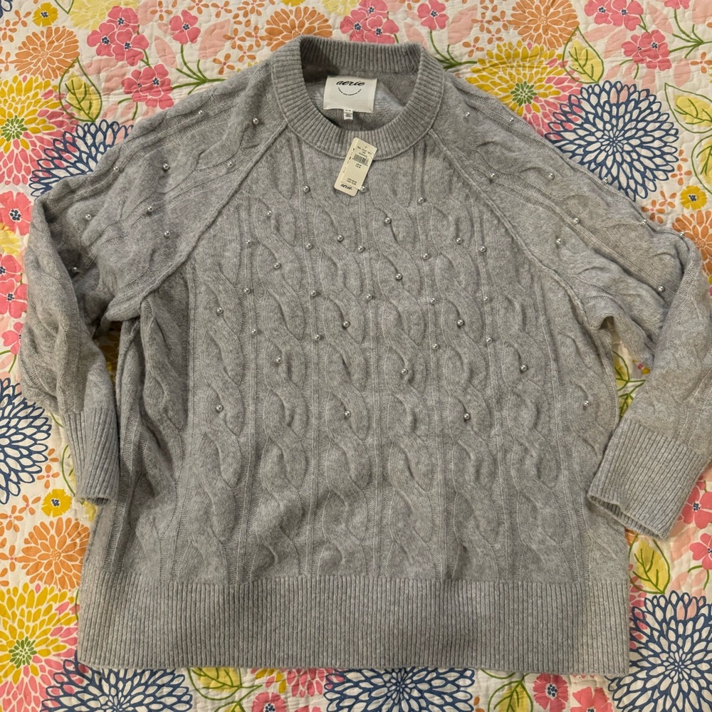 NWT medium aerie pearl grey sweater